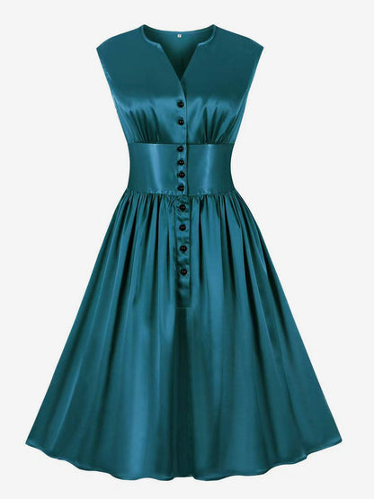 Sophisticated Dress with a Clean Classic Look
