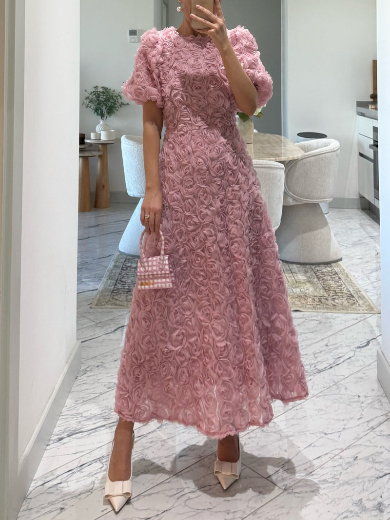 Polished Dress with an Effortless Classic Look