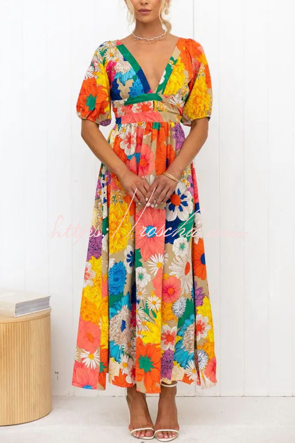 Classic Vintage Dress with a Flattering Fit