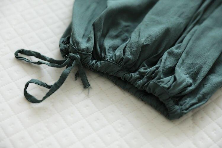 Elegantly Styled Pants for Everyday Wear