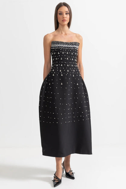 Classic Vintage Dress with a Flattering Fit