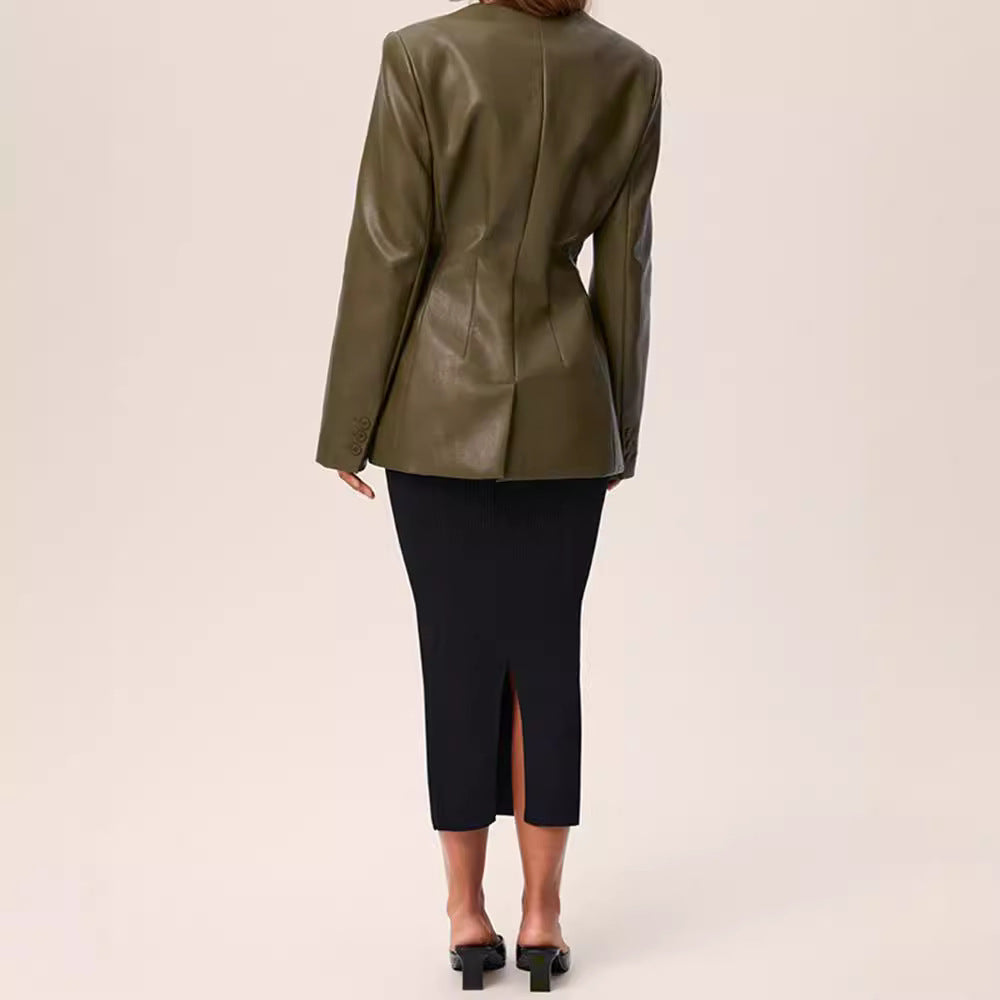 Gracefully Styled Coat for Any Occasion