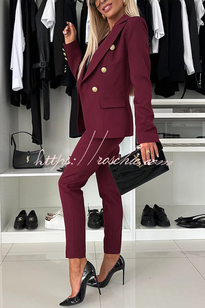 Well Tailored Pants with a Graceful Silhouette