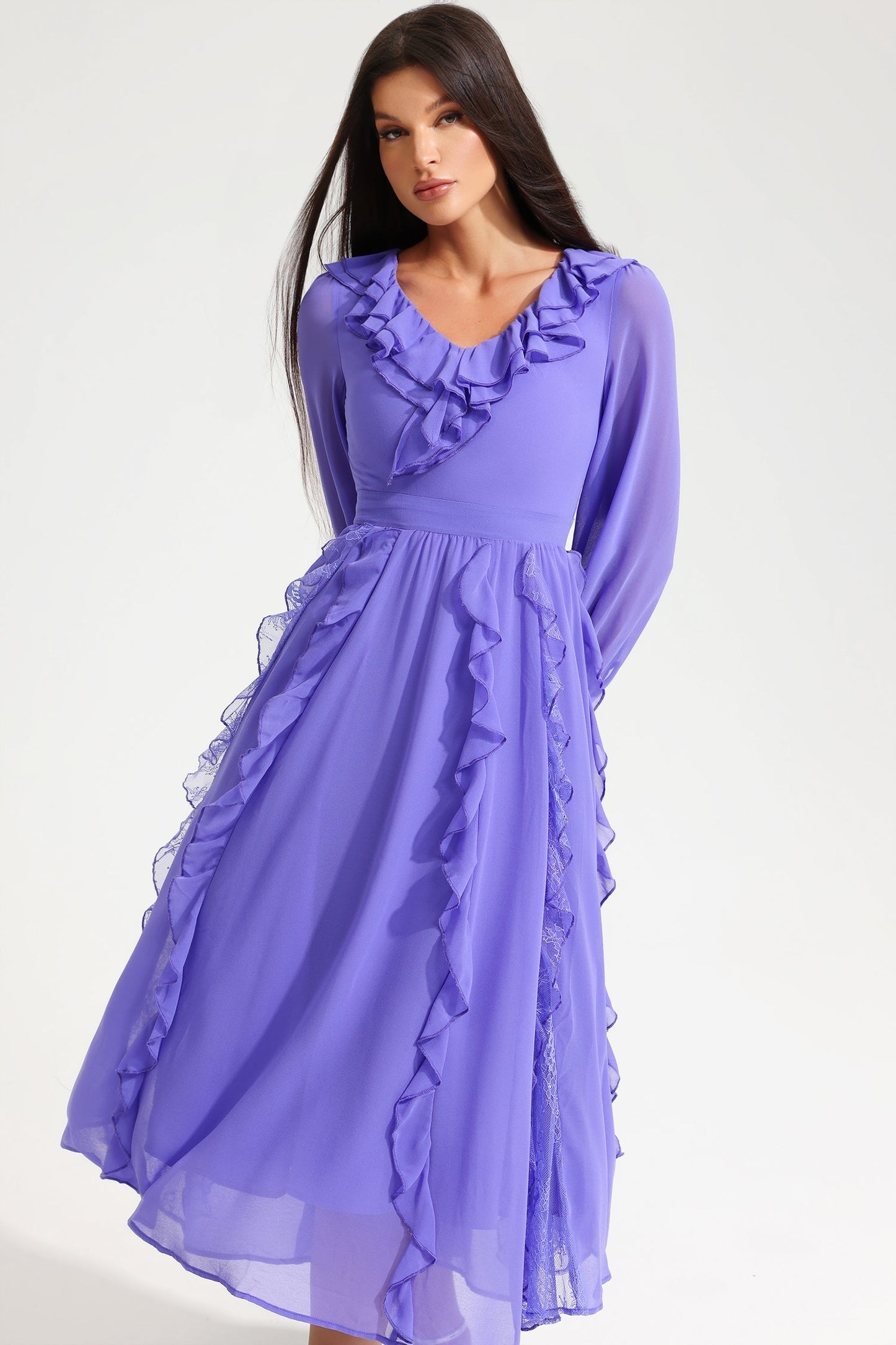 Gracefully Styled Dress for Any Occasion