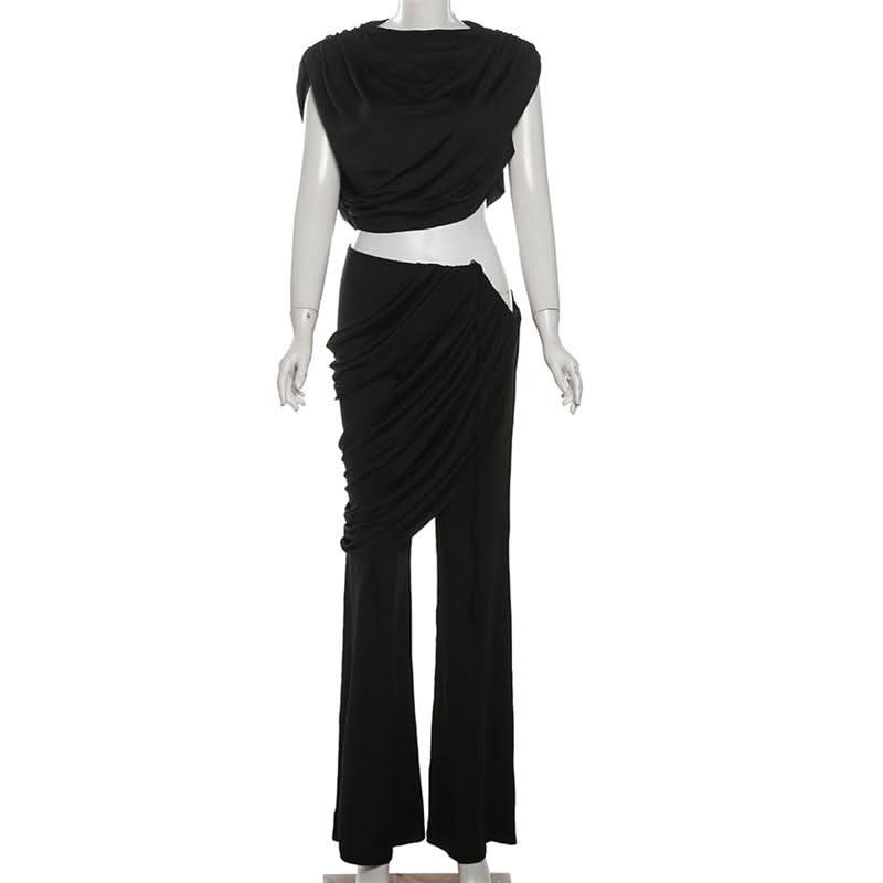 Sophisticated Garment with a Clean Classic Look