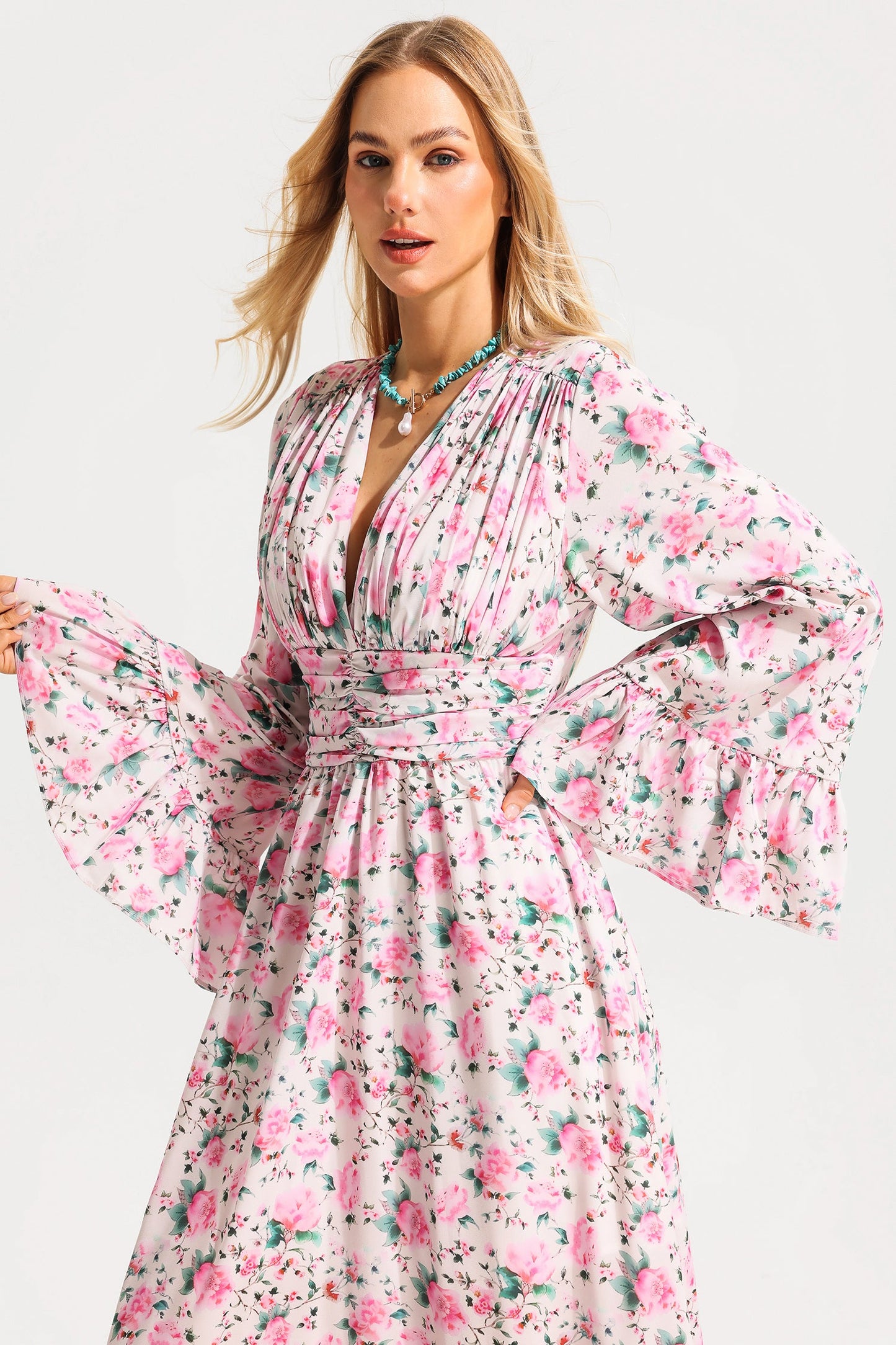 Classic Vintage Dress with a Flattering Fit
