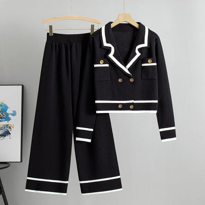 Classic Vintage Cardigan with a Flattering Fit