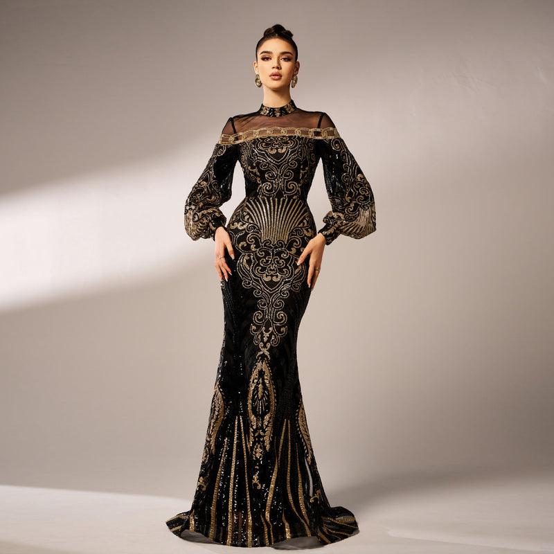 Well Tailored Dress with a Graceful Silhouette