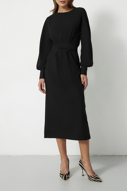 Polished Dress with an Effortless Classic Look