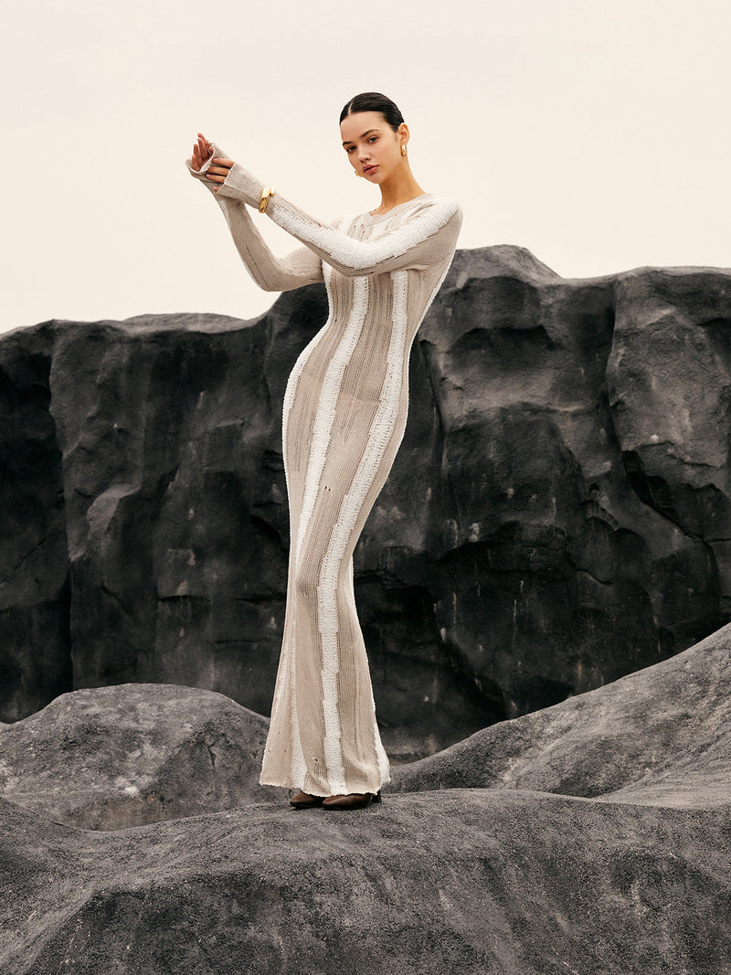 Effortlessly Elegant Dress with a Timeless Design