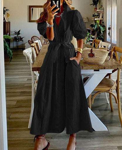 Classic Vintage Dress with a Flattering Fit