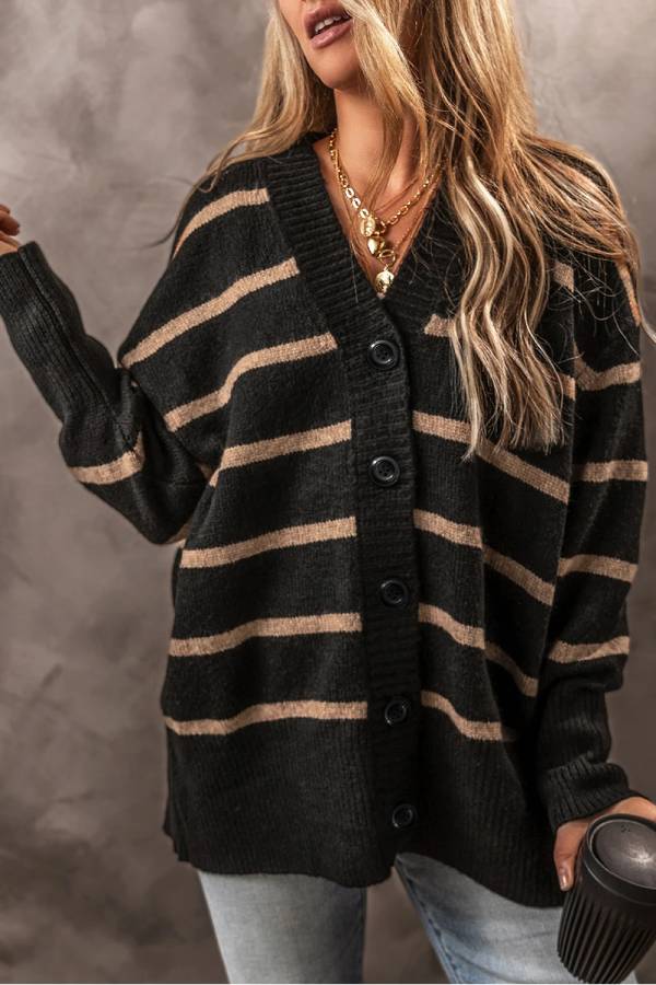 Beautifully Finished Cardigan in a Timeless Design
