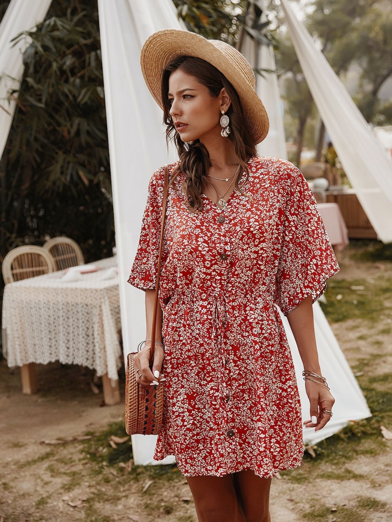 Sophisticated Dress with a Clean Classic Look