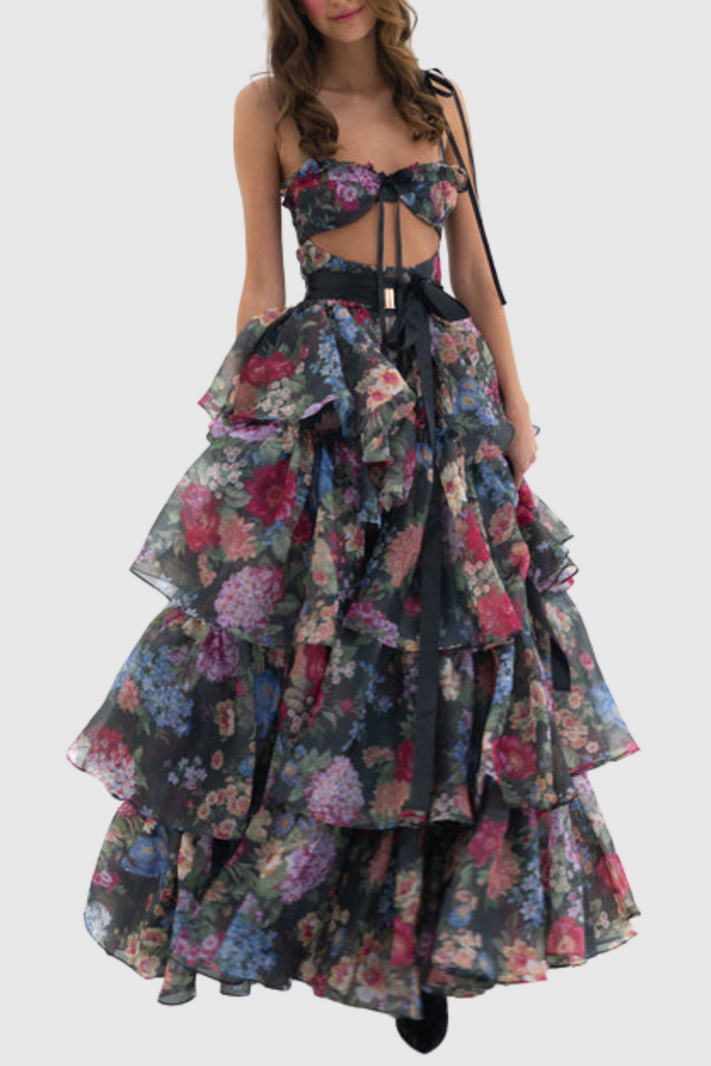 Gracefully Styled Garment for Any Occasion