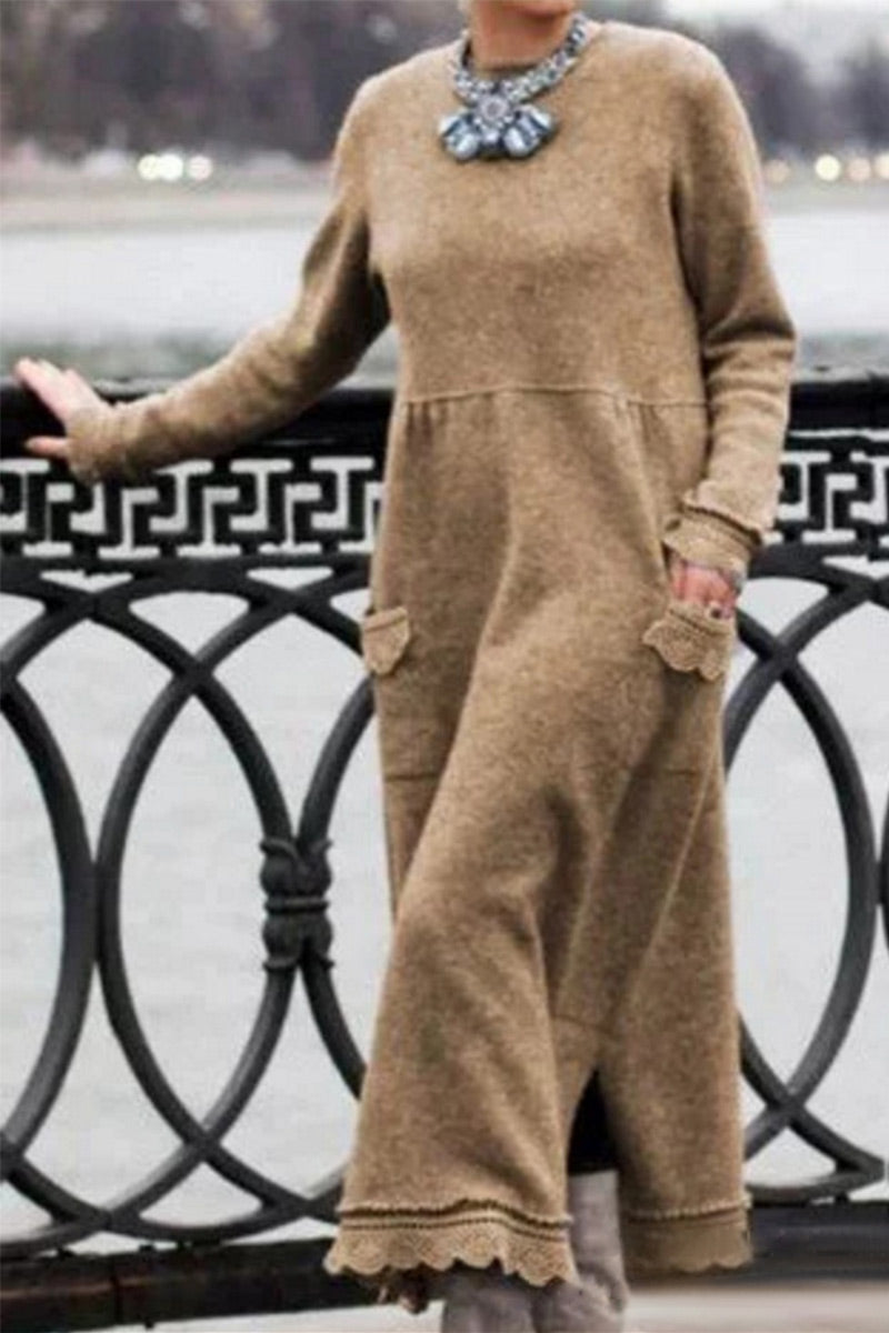 Classic Vintage Dress with a Flattering Fit