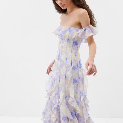 Classic Vintage & Enduringly Stylish Dress