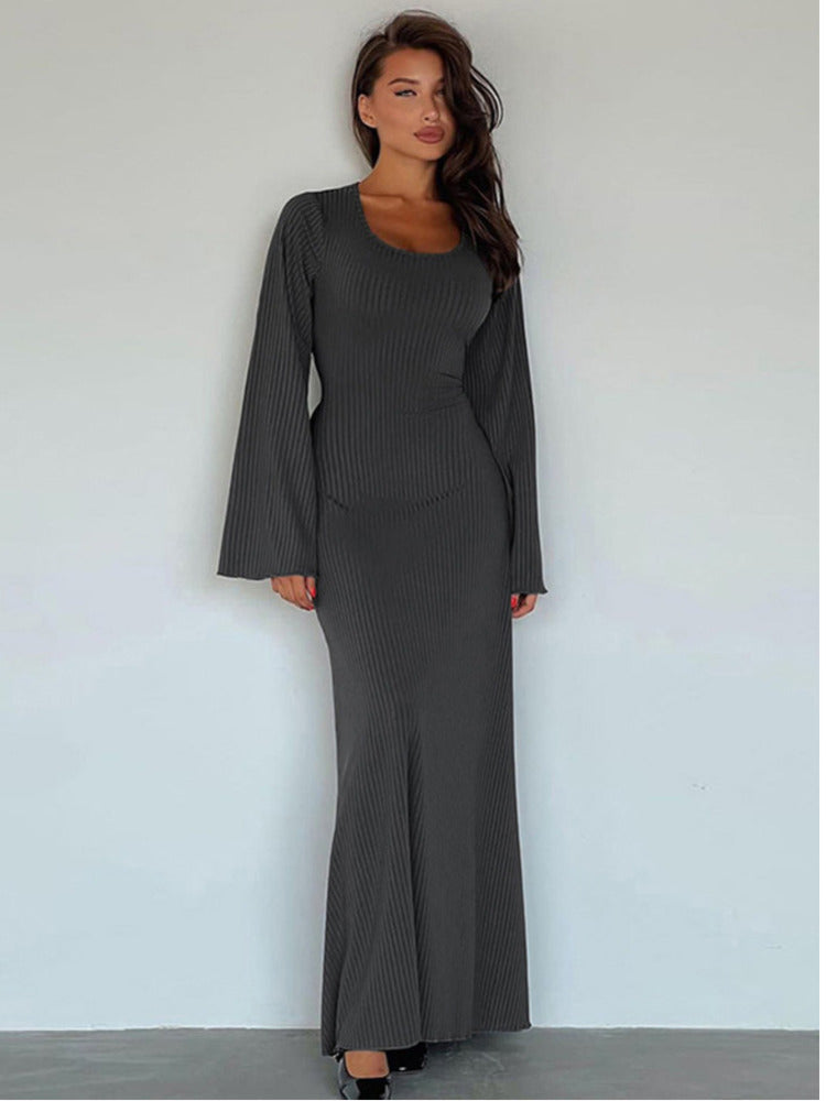 Effortlessly Elegant Sweater with a Timeless Design