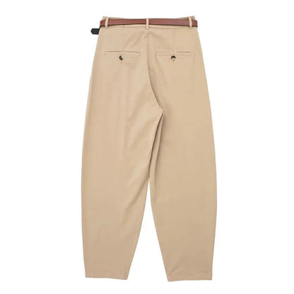 Well Tailored Pants with a Graceful Silhouette