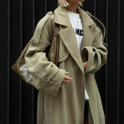Elegantly Styled Coat for Everyday Wear