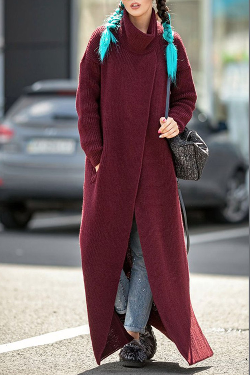 Sophisticated Garment with a Clean Classic Look