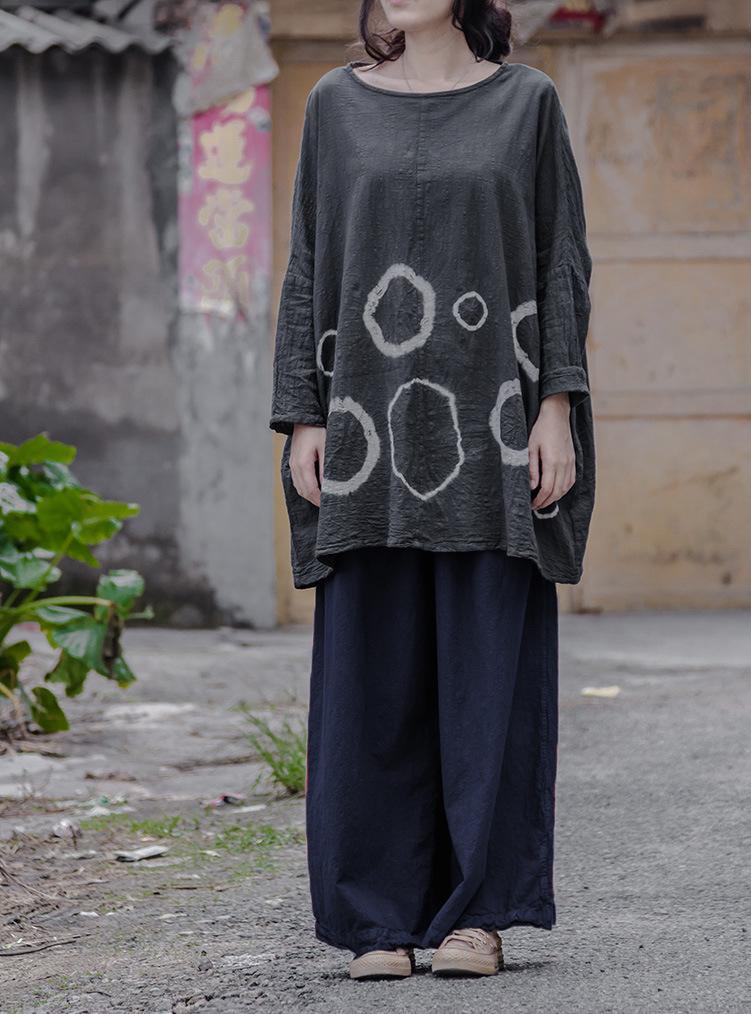 Well Tailored Pants with a Graceful Silhouette