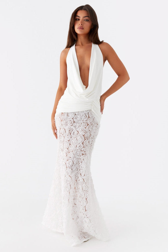 Sophisticated Dress with a Clean Classic Look