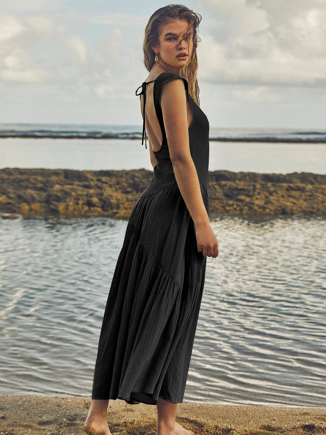 Beautifully Crafted Dress in a Classic Style