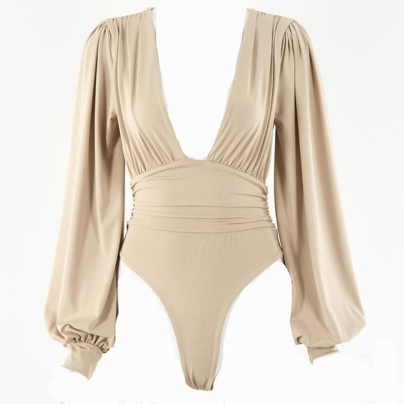 Well Tailored Garment with a Graceful Silhouette