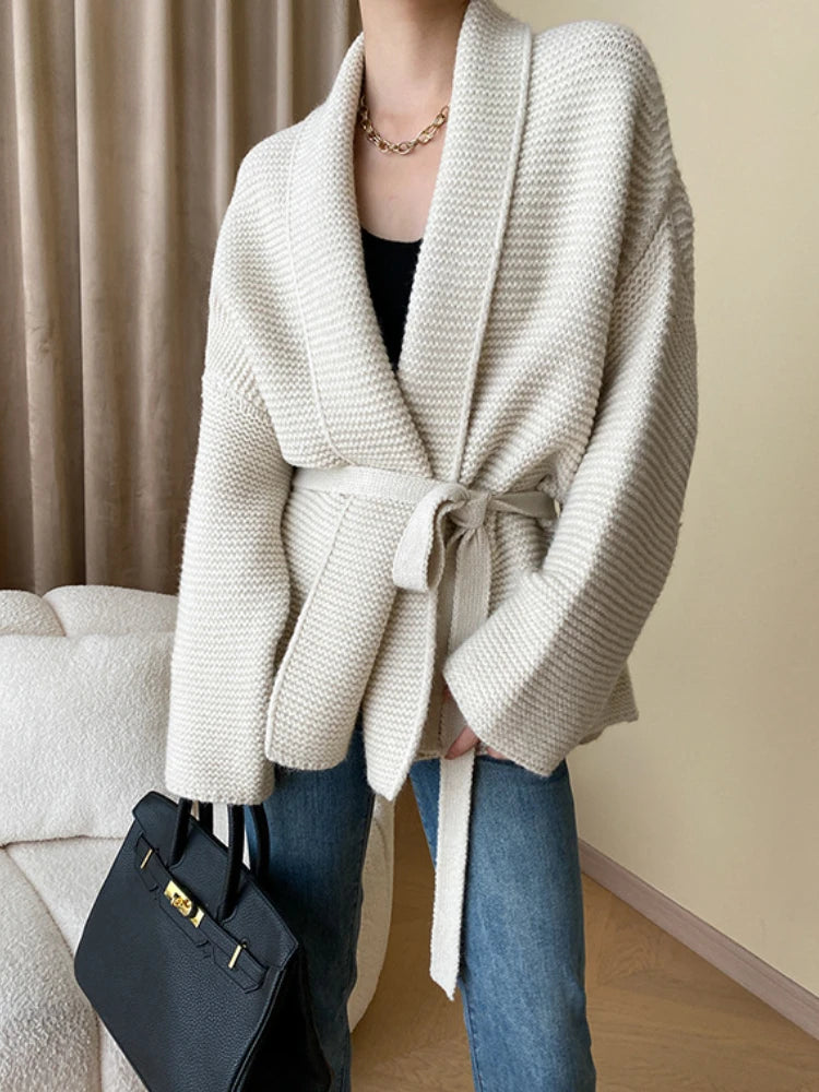 Classic Vintage & Enduringly Stylish Cardigan