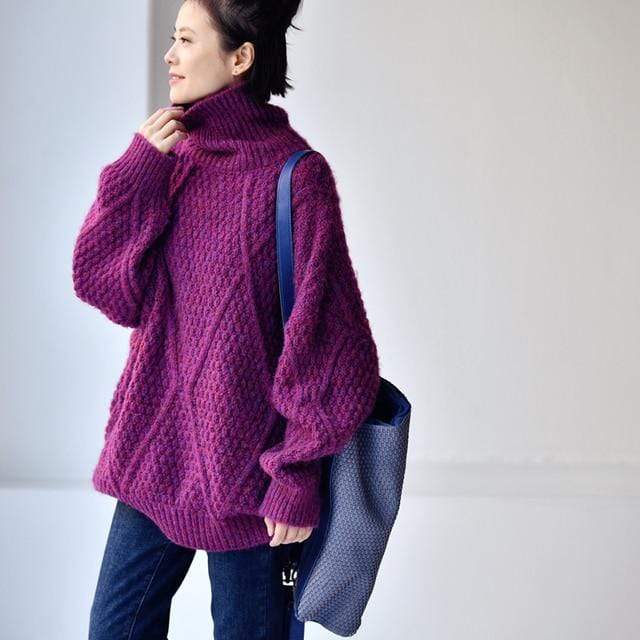 Classic Vintage Sweater with a Flattering Fit