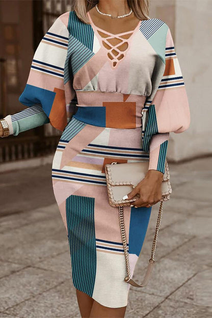 Well Tailored Dress with a Graceful Silhouette
