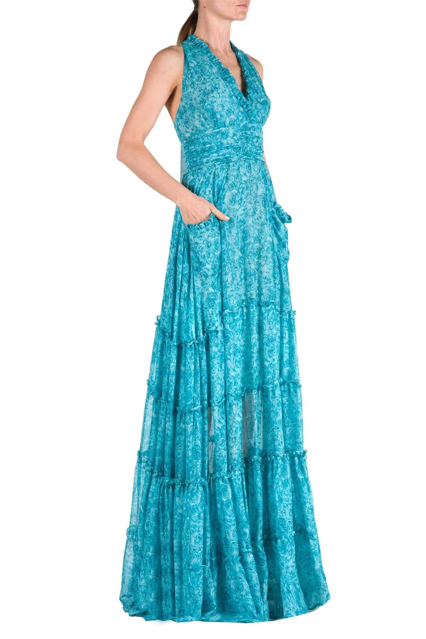Classic Vintage Dress with a Flattering Fit