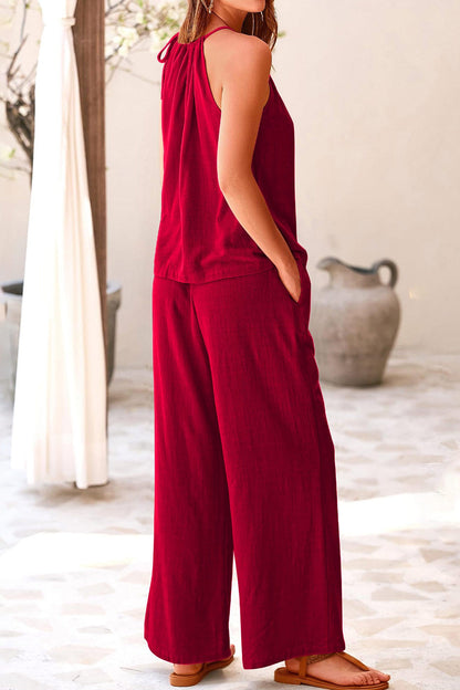 Effortlessly Elegant Pants with a Timeless Design