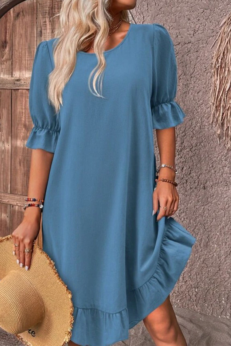 Classic Vintage Dress with a Flattering Fit