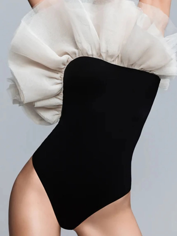 Sophisticated Garment with a Clean Classic Look