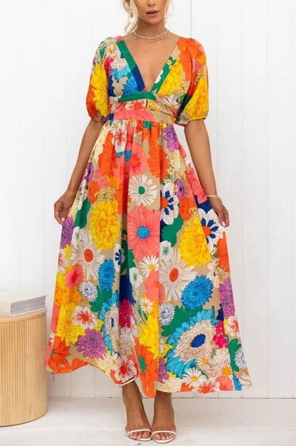 Classic Vintage Dress with a Flattering Fit