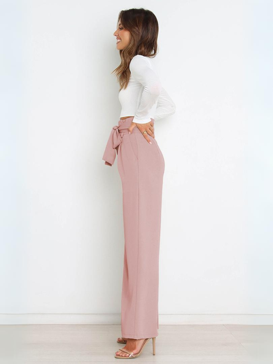 Well Tailored Pants with a Graceful Silhouette