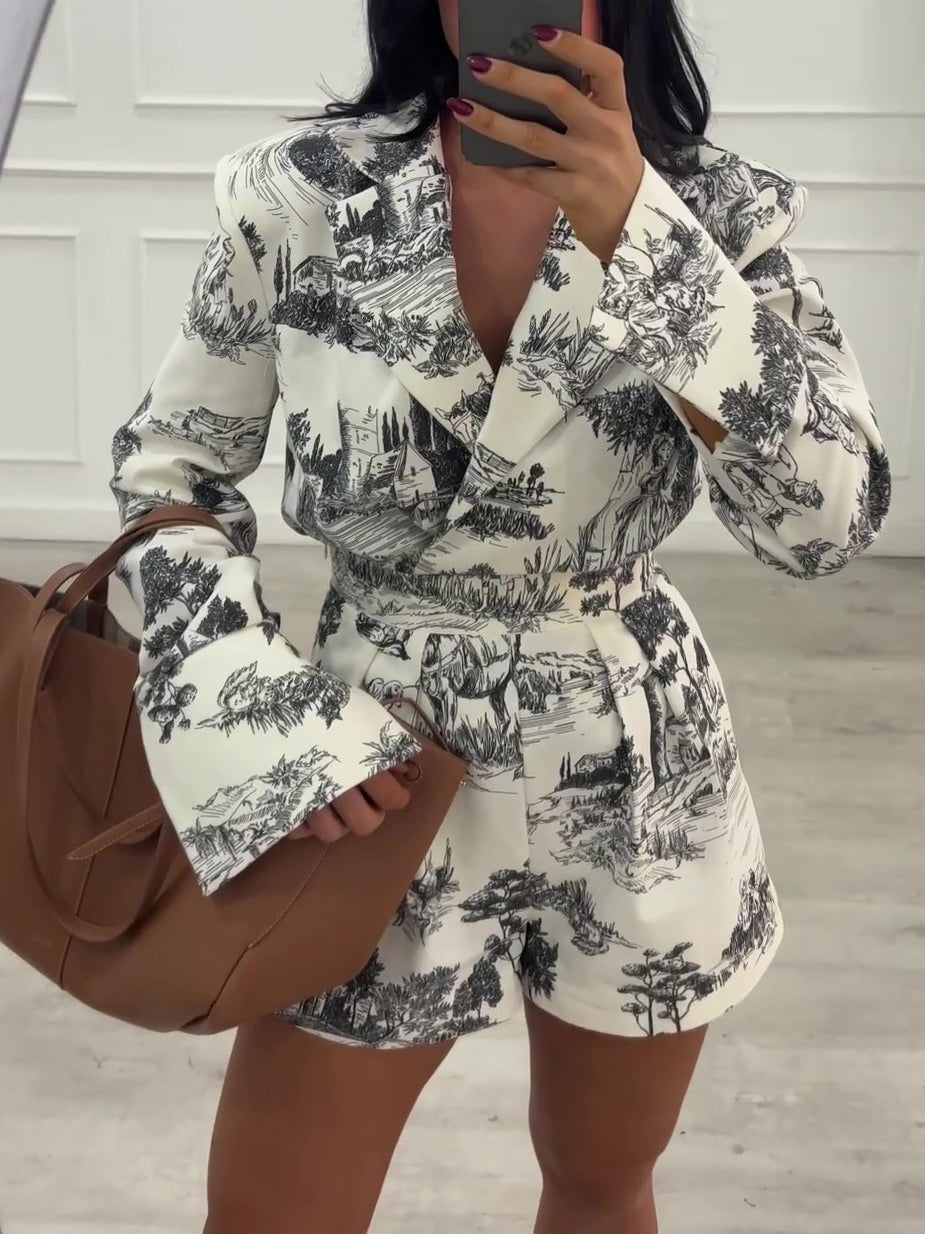 Sophisticated Garment with a Clean Classic Look