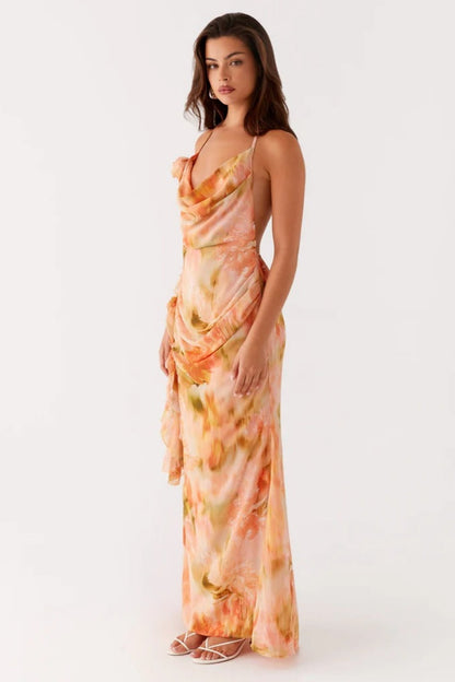 Gracefully Styled Dress for Any Occasion