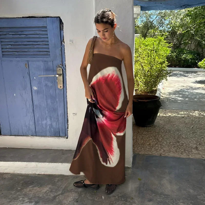 Gracefully Styled Dress for Any Occasion
