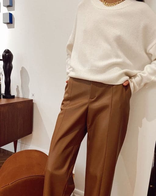 Sophisticated Pants with a Clean Classic Look