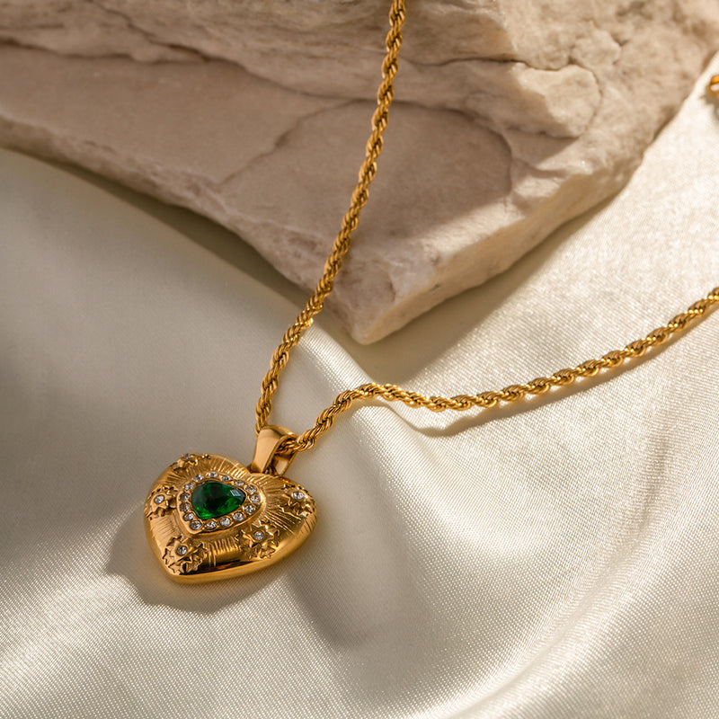 Elegant Gold Necklace for Every Occasion