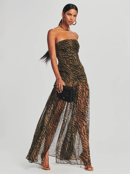 Effortlessly Elegant Dress with a Timeless Design