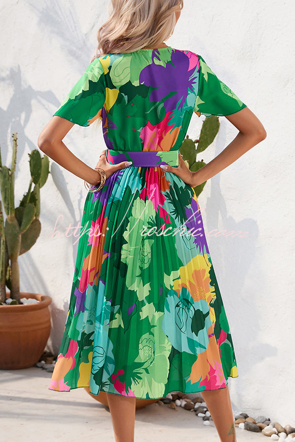 Classic Vintage & Enduringly Stylish Dress