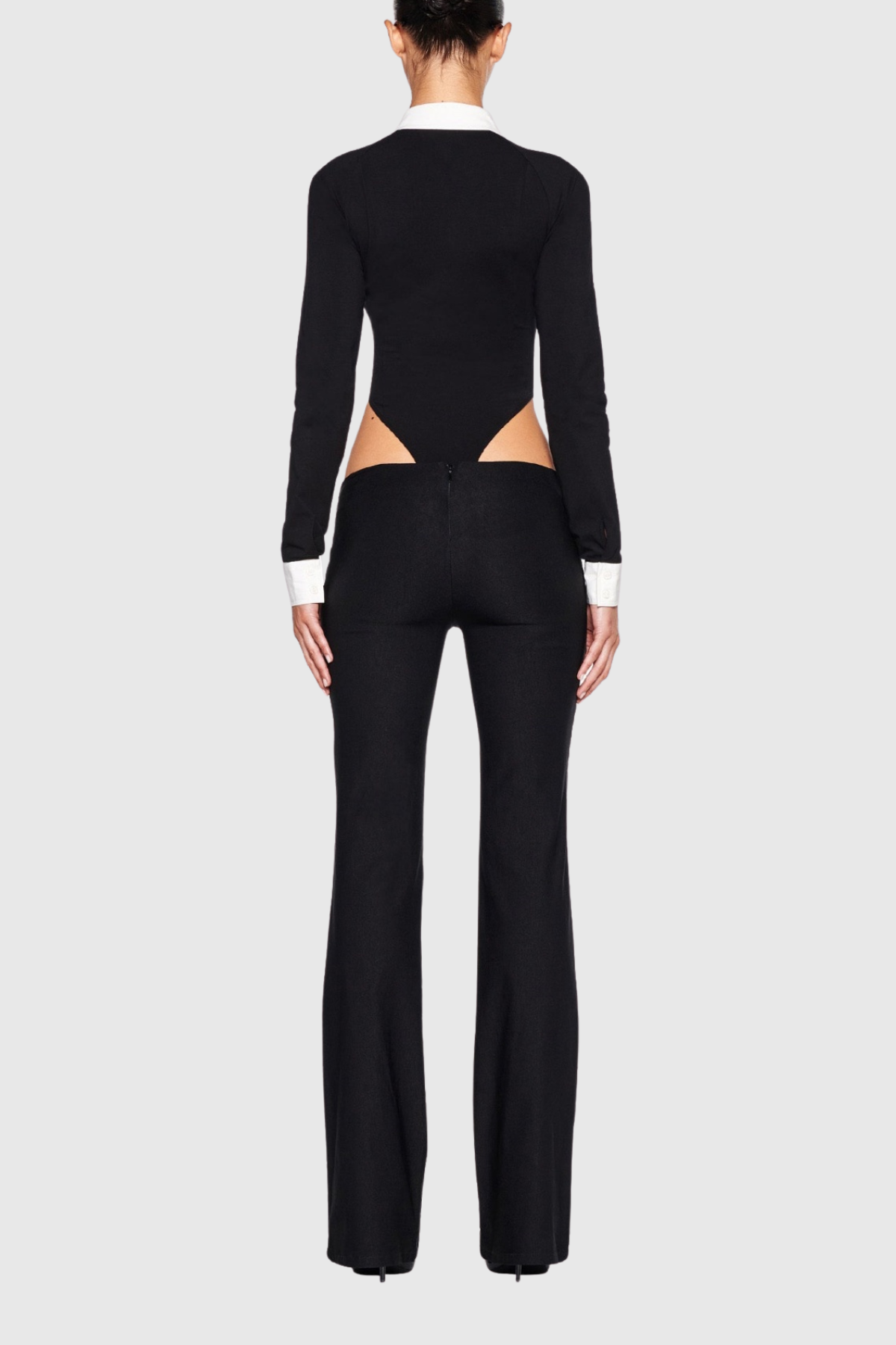 Sophisticated Garment with a Clean Classic Look