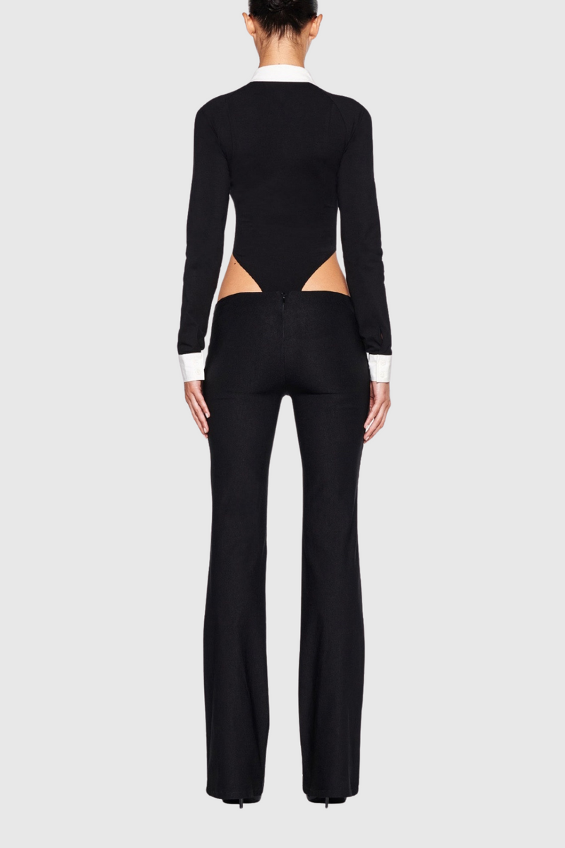 Sophisticated Garment with a Clean Classic Look