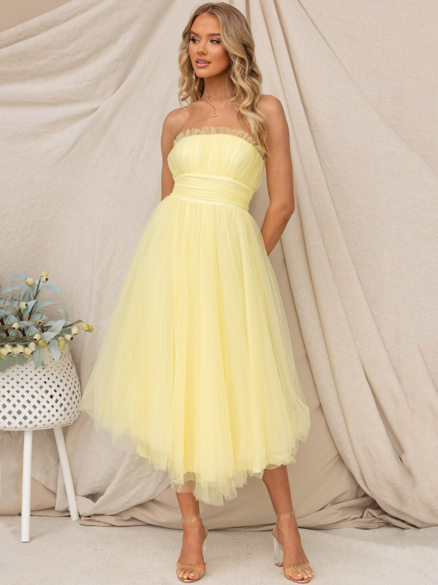 Gracefully Styled Dress for Any Occasion