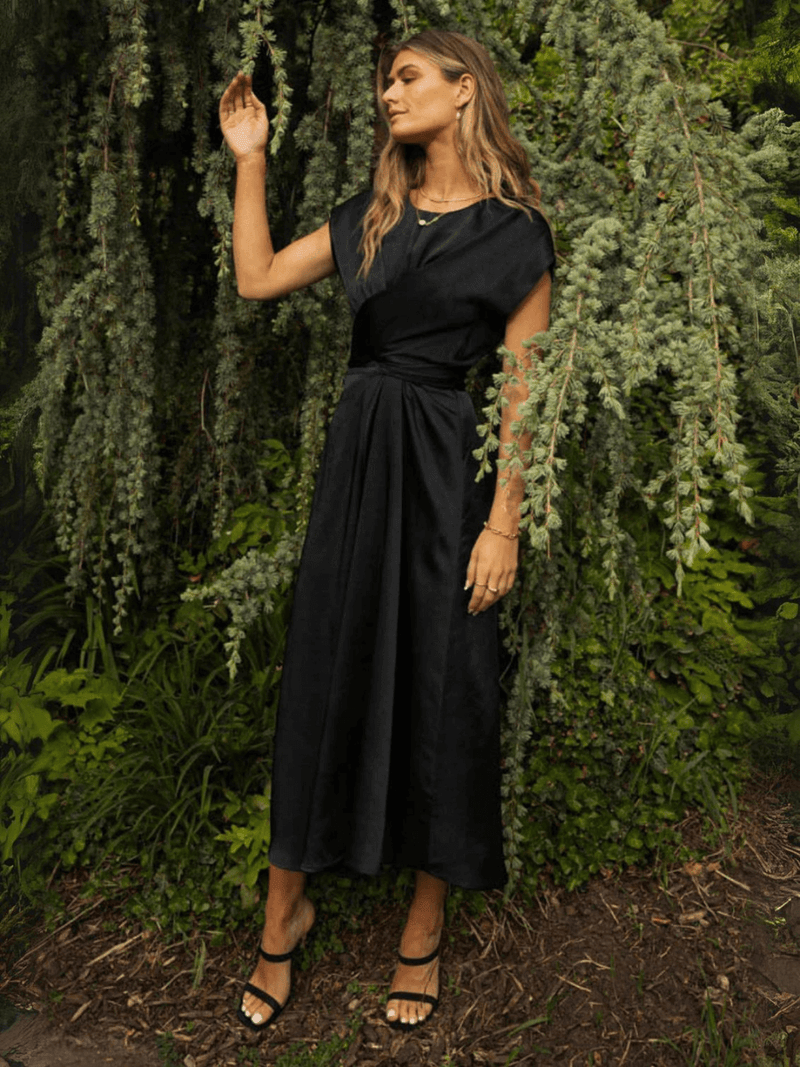 Elegantly Styled Dress for Everyday Wear