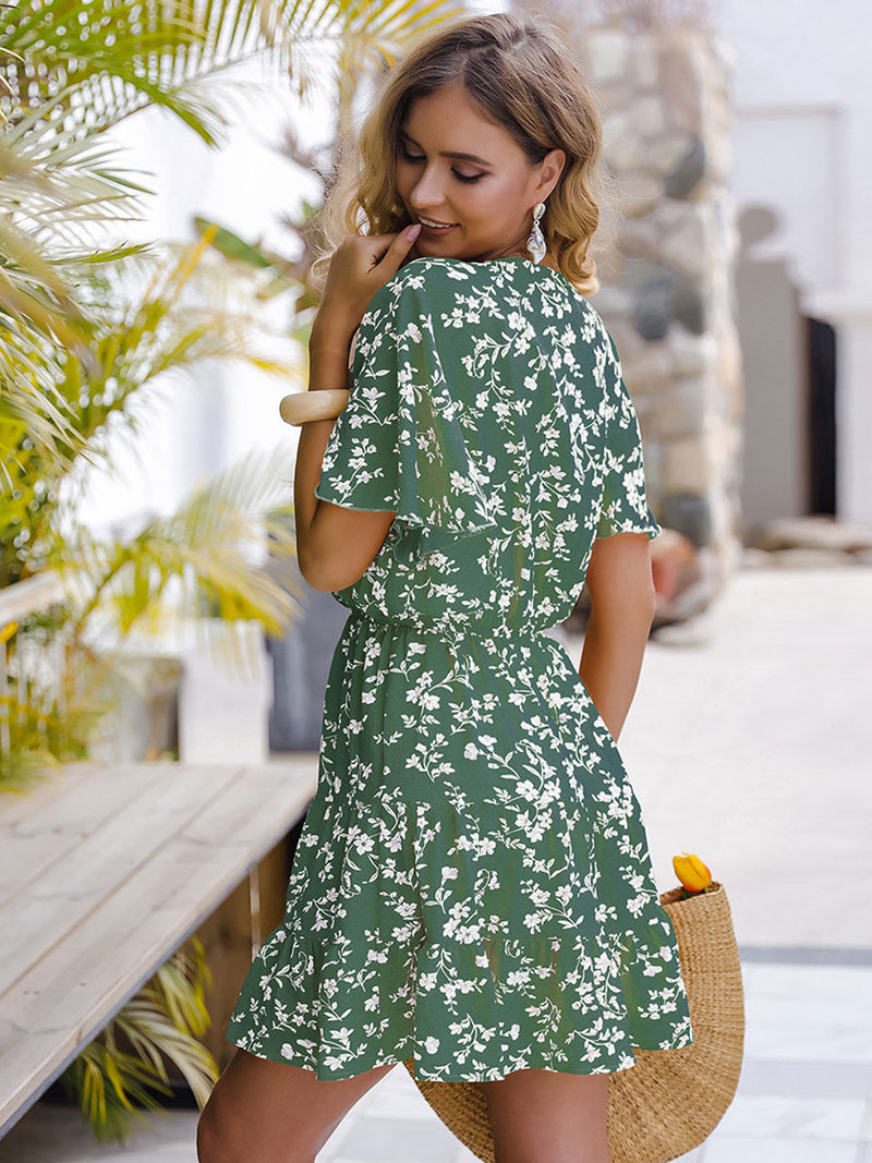 A Vintage Style Dress with Delicate Timeless Details