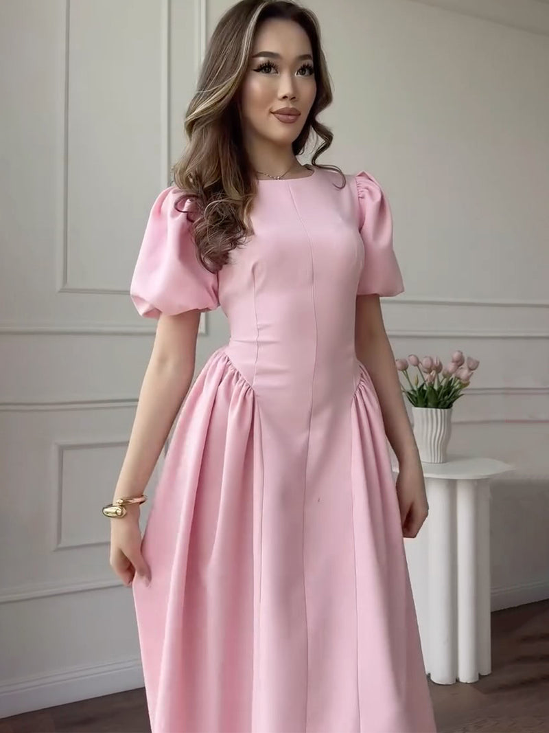 Polished Dress with an Effortless Classic Look
